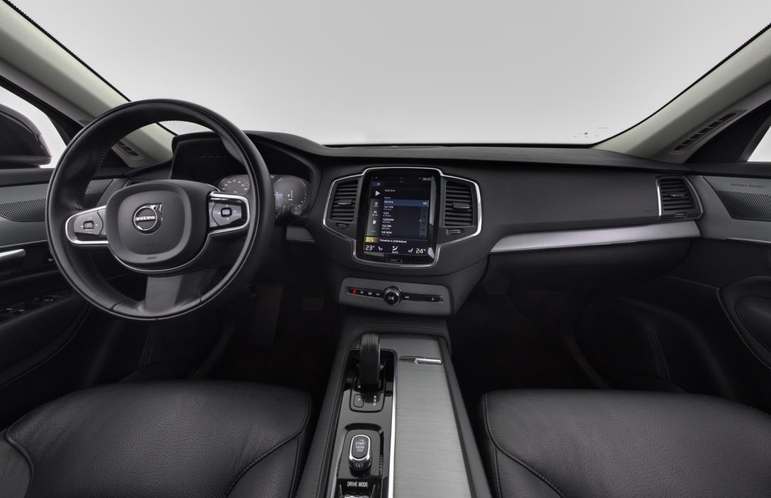 VOLVO XC90 2021