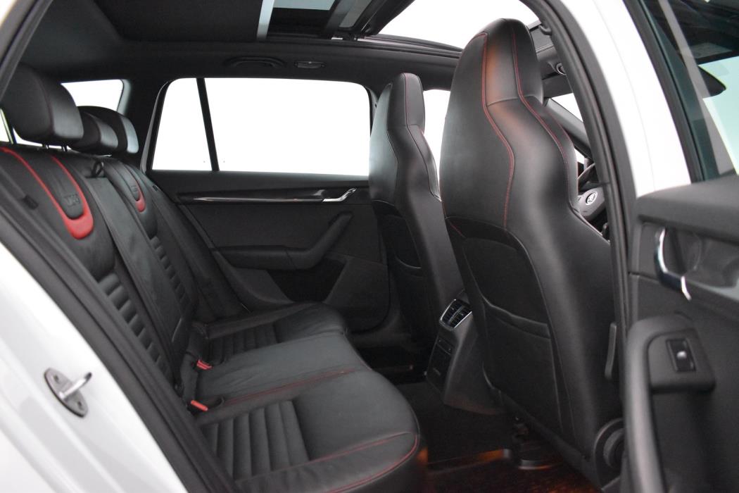 SKODA Octavia 2014