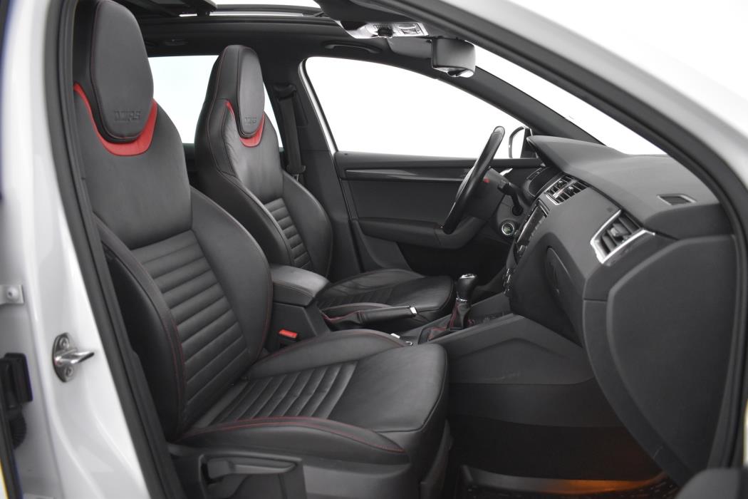 SKODA Octavia 2014