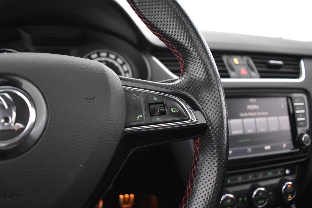 SKODA Octavia 2014