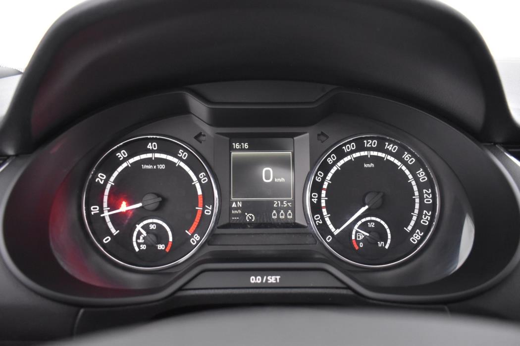 SKODA Octavia 2014