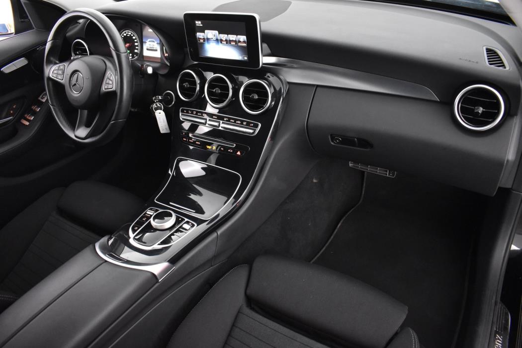 MERCEDES-BENZ C 2016