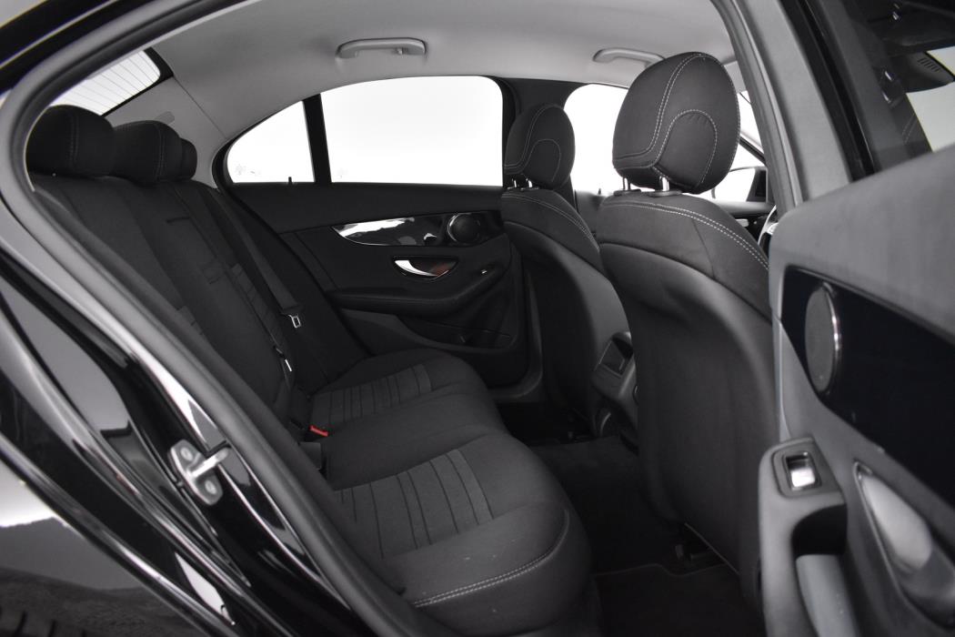 MERCEDES-BENZ C 2016
