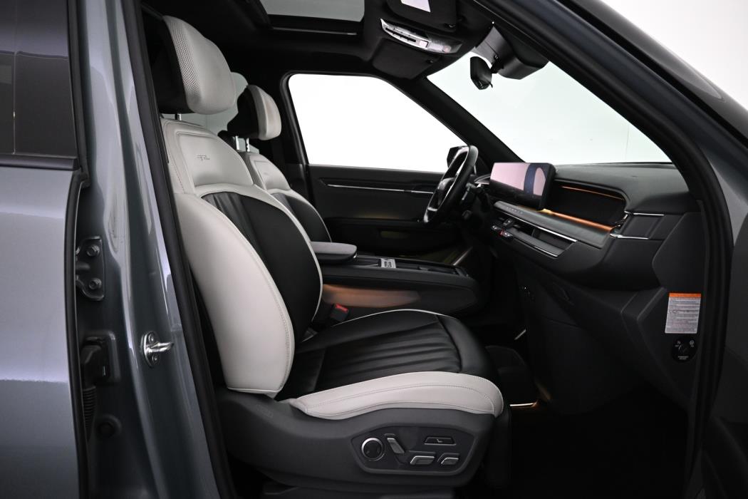 KIA EV9 2024