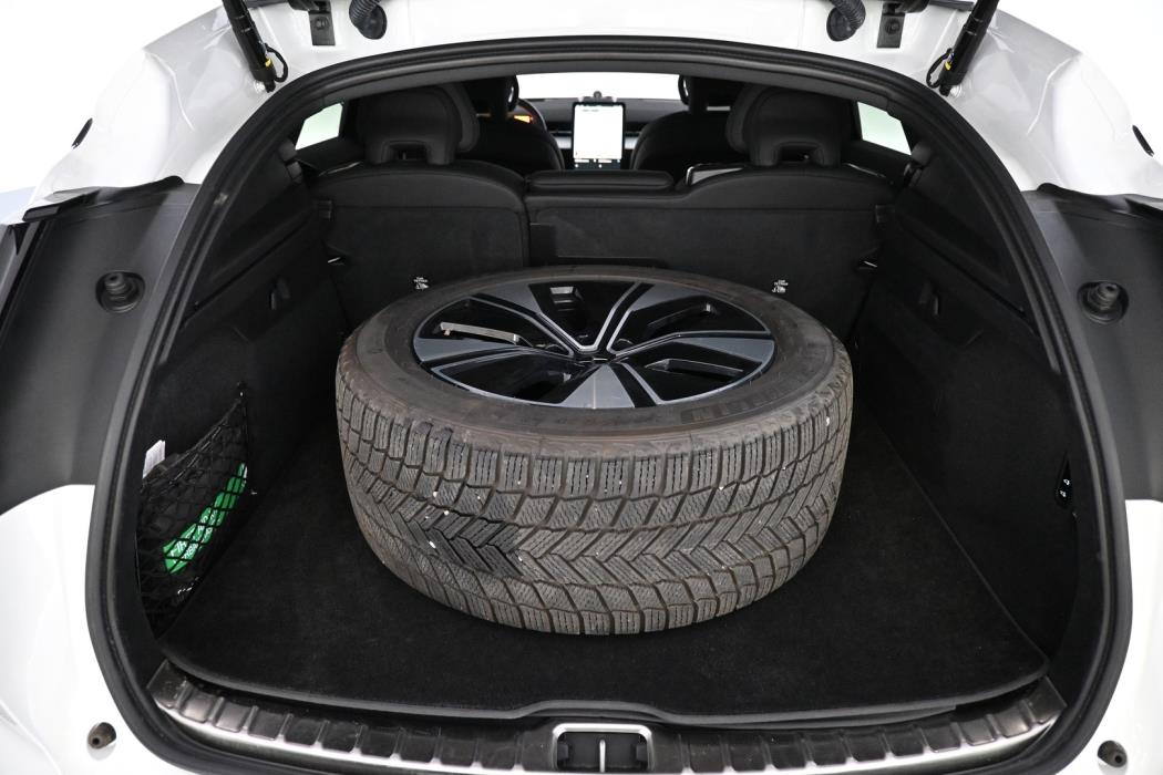 POLESTAR 3 2025