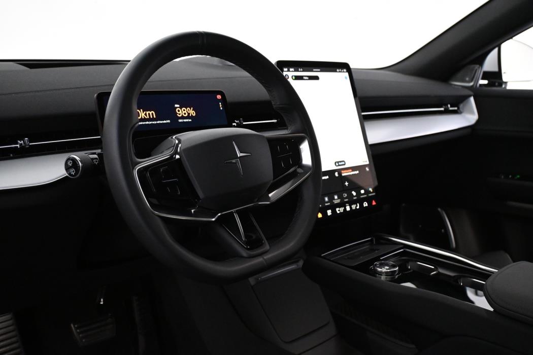 POLESTAR 3 2025