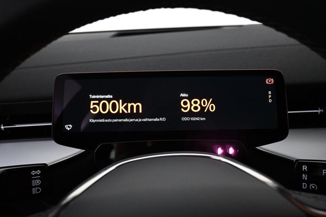 POLESTAR 3 2025