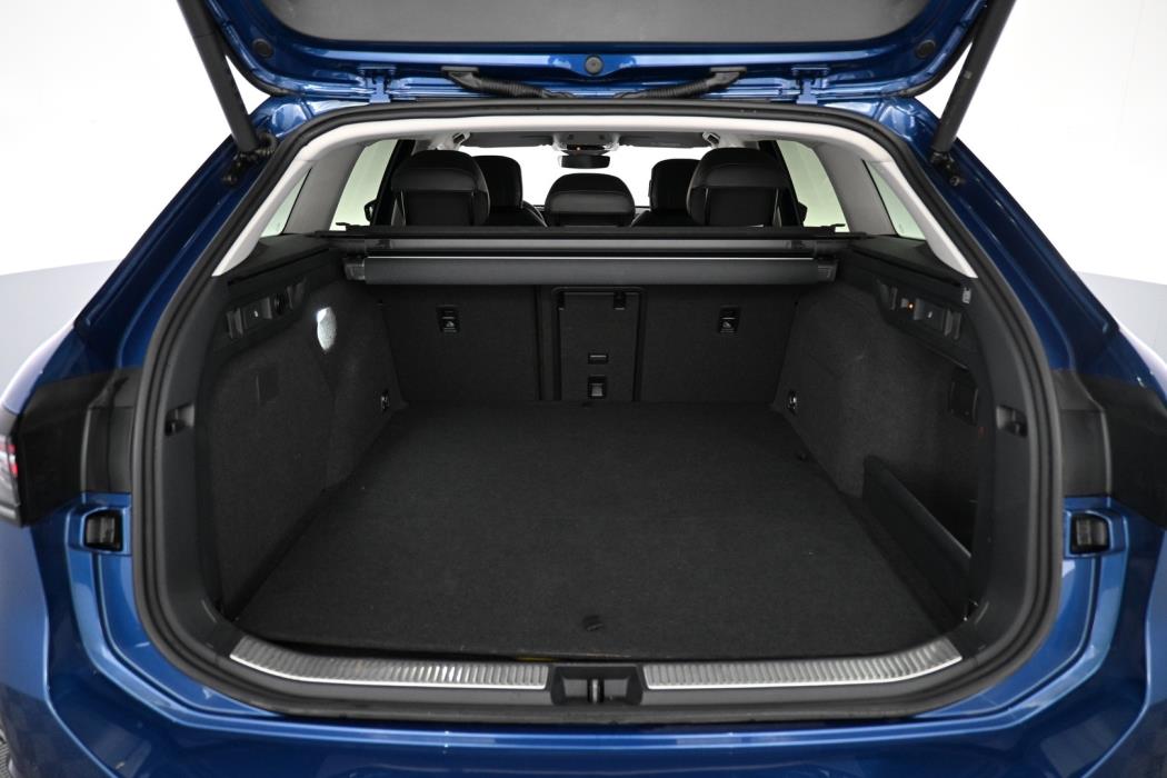 VOLKSWAGEN Passat 2026