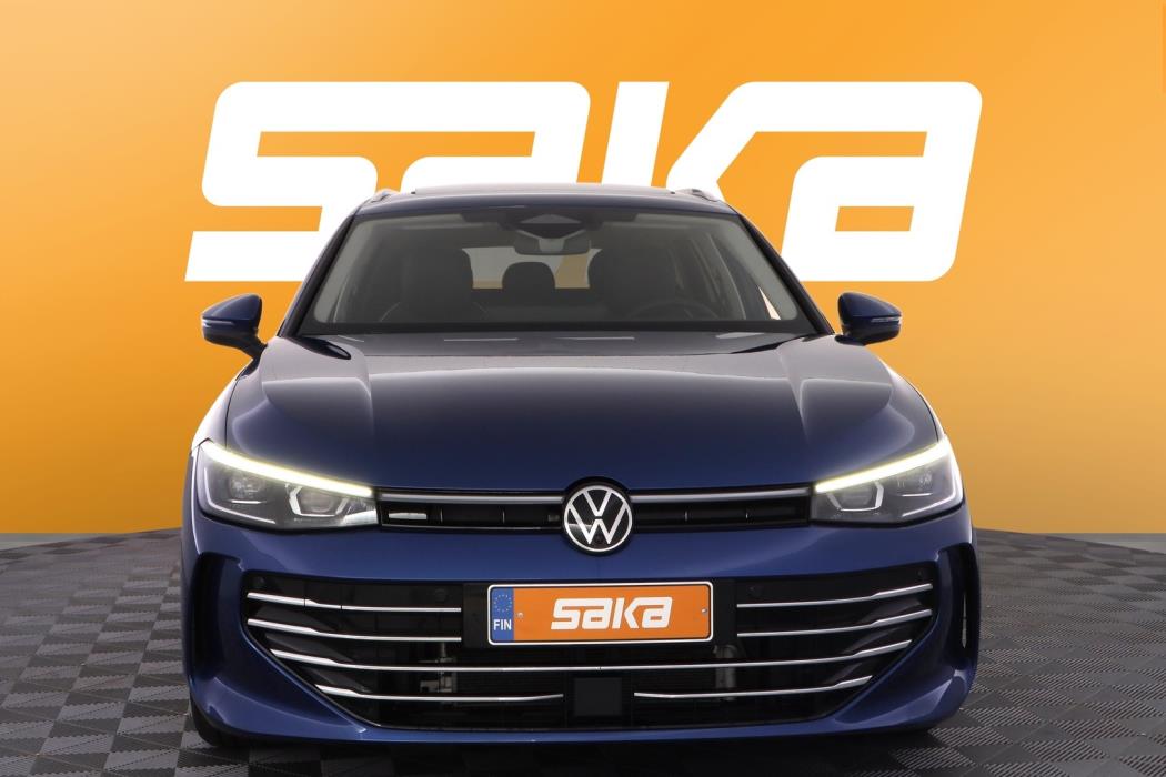 VOLKSWAGEN Passat 2026