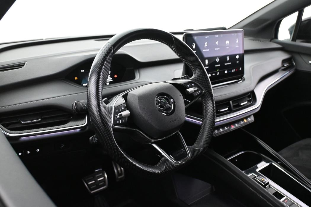 SKODA Enyaq 2023