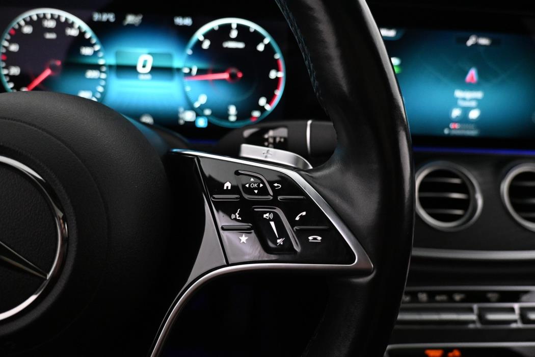 MERCEDES-BENZ E 2021