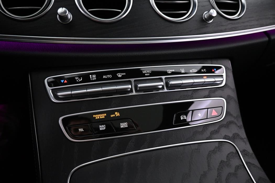 MERCEDES-BENZ E 2021