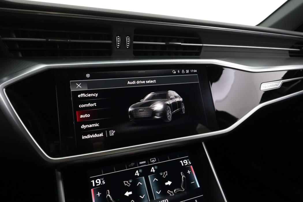 AUDI A6 2024