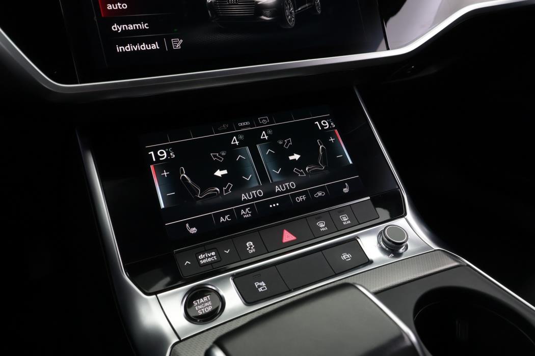 AUDI A6 2024