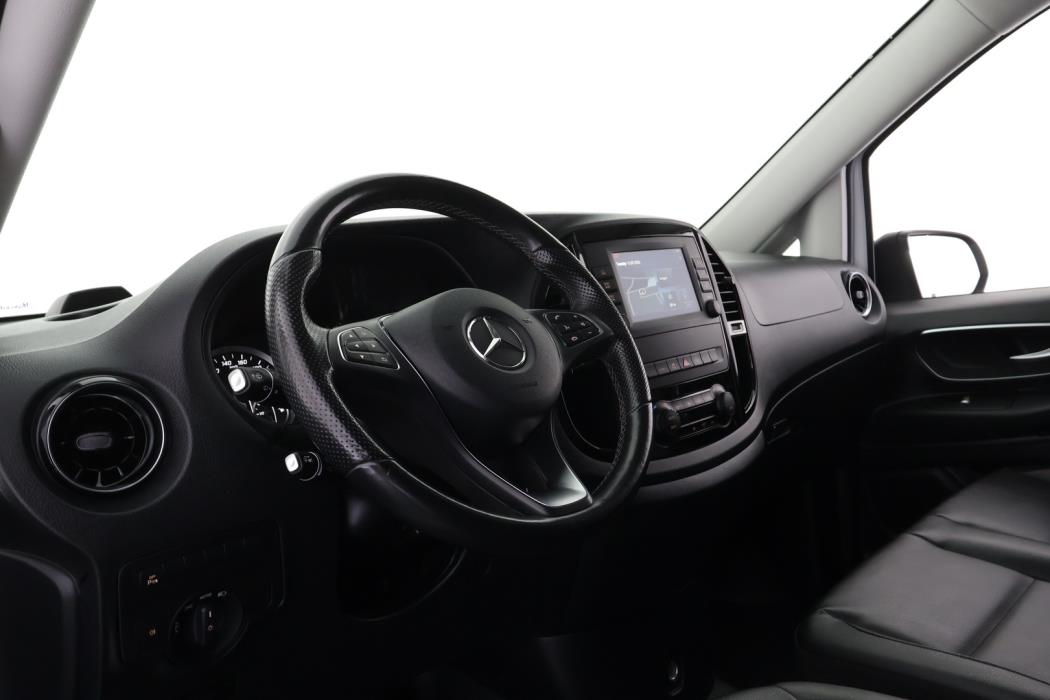 MERCEDES-BENZ Vito 2022