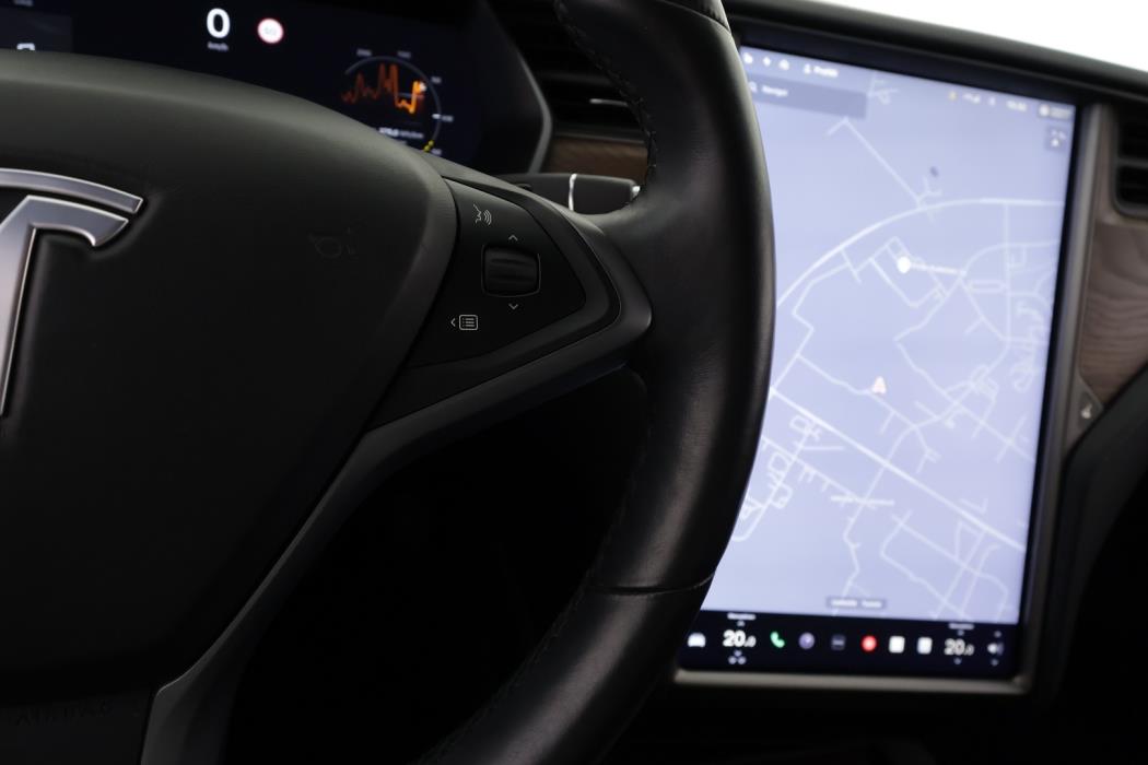 TESLA Model S 2019