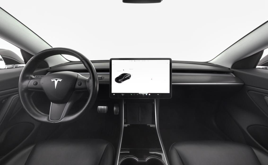 TESLA Model 3 2019