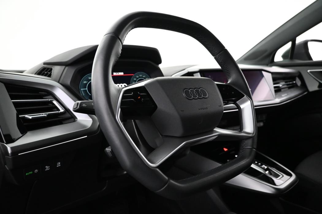 AUDI Q4 e-tron 2023