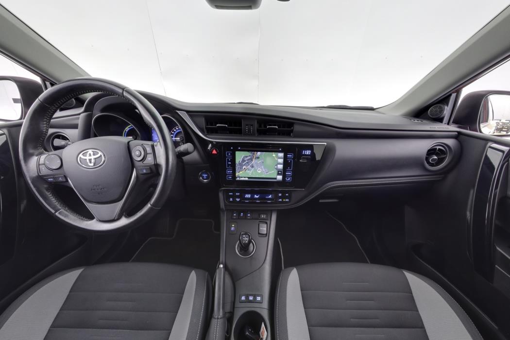 TOYOTA Auris 2018