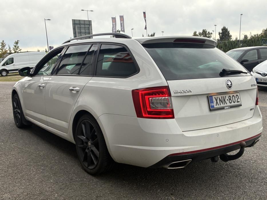 SKODA Octavia 2014