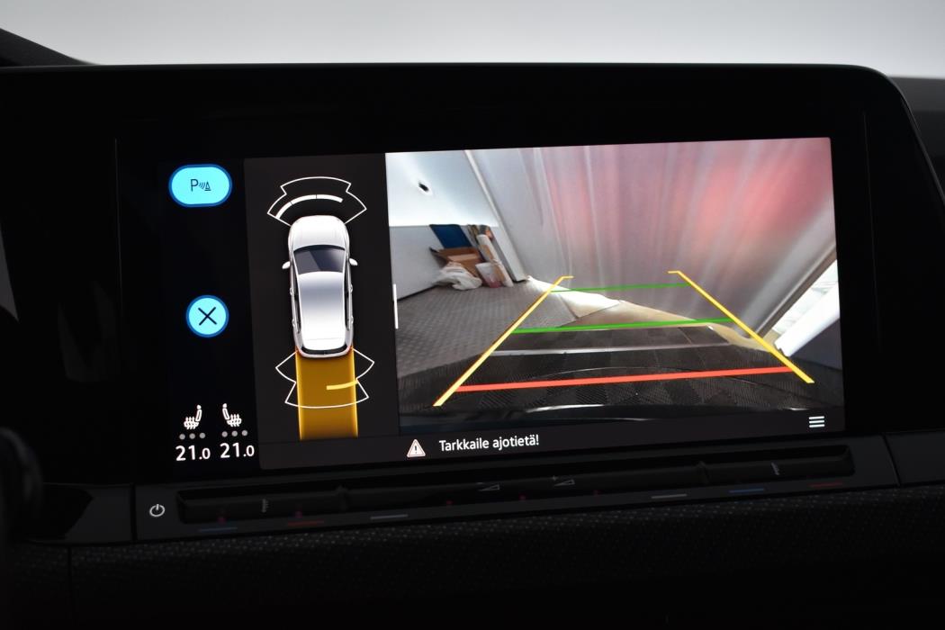 VOLKSWAGEN Golf 2021