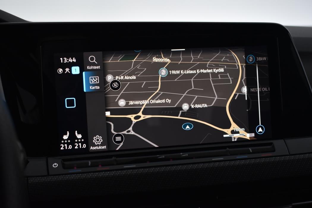 VOLKSWAGEN Golf 2021