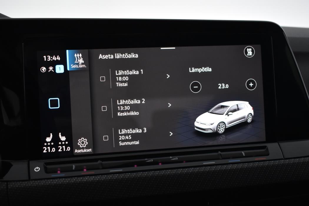 VOLKSWAGEN Golf 2021