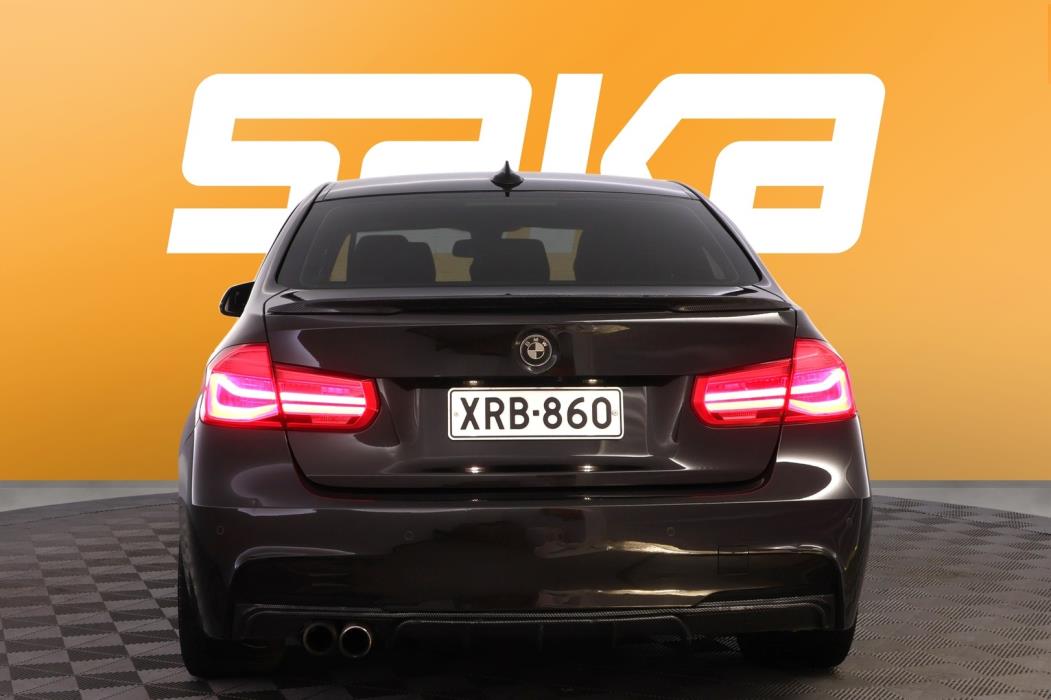 BMW 330 2016