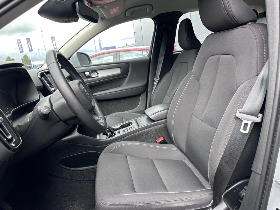 VOLVO XC40 2022