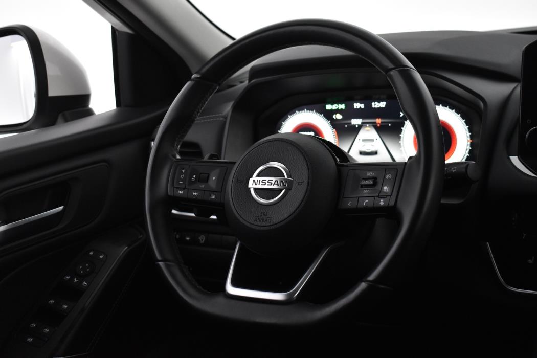 NISSAN Qashqai 2022