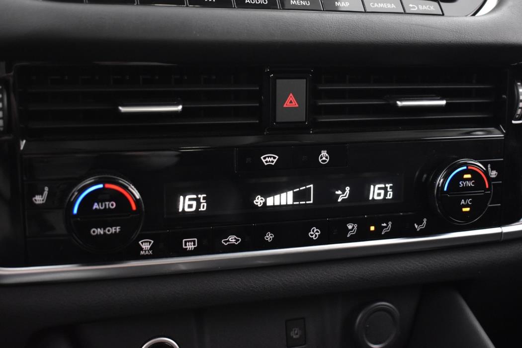 NISSAN Qashqai 2022