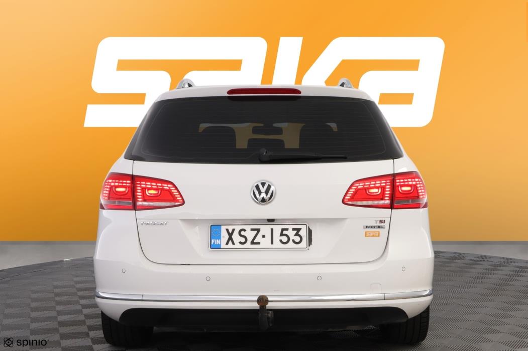 VOLKSWAGEN Passat 2014