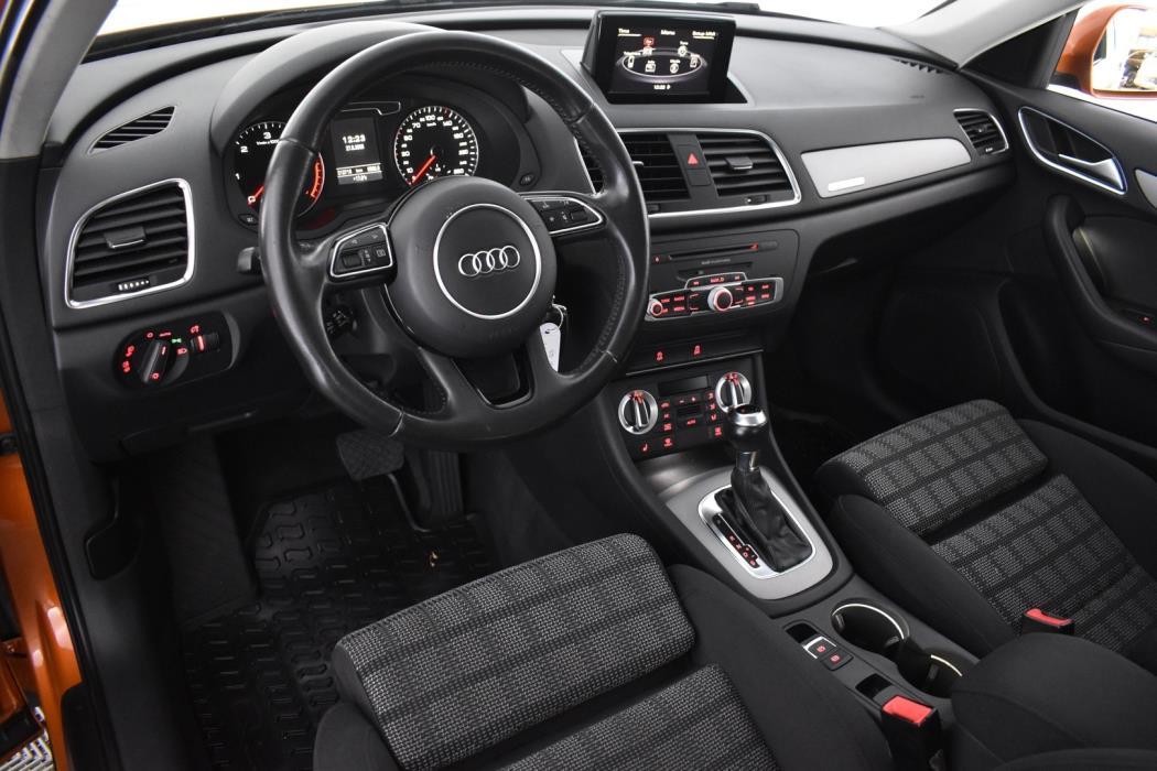 AUDI Q3 2012