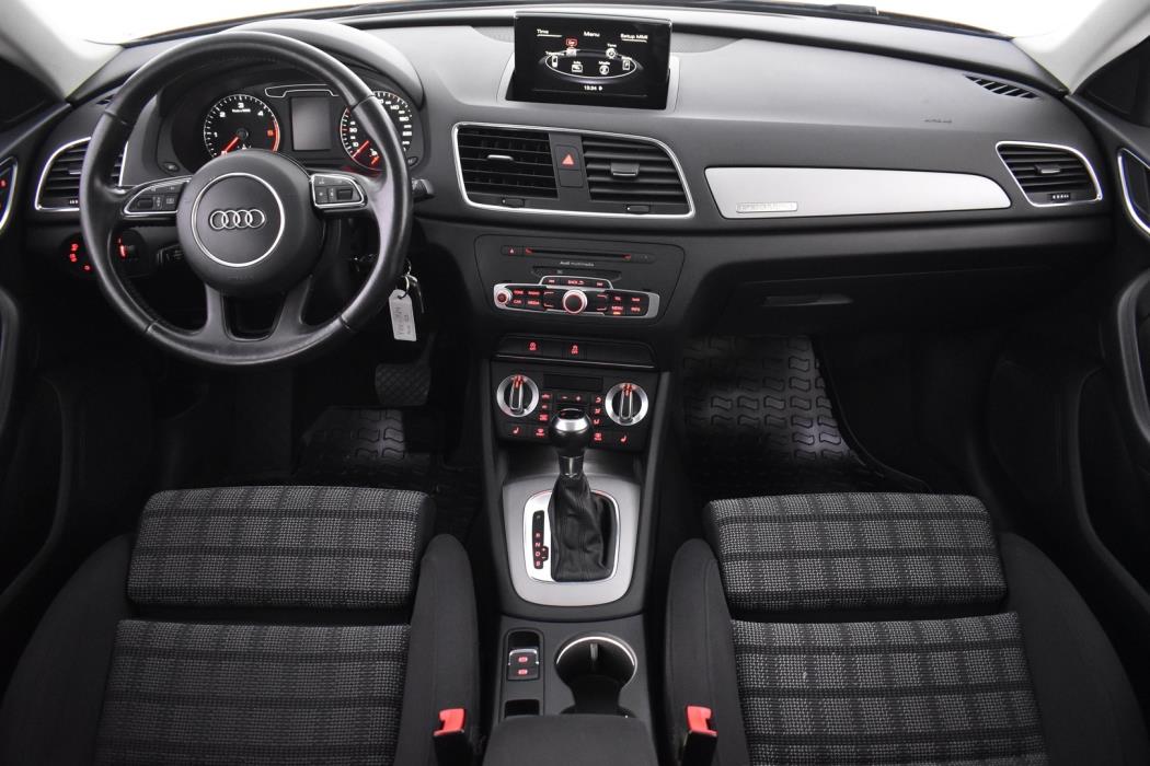 AUDI Q3 2012