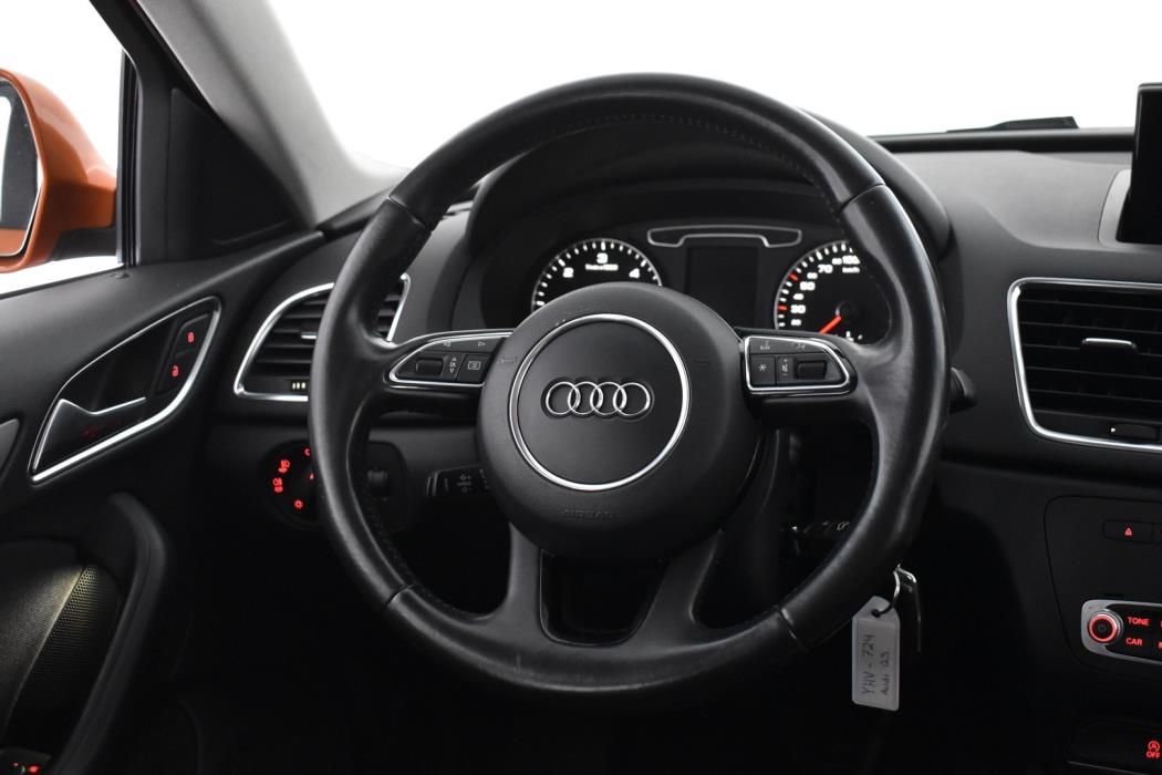 AUDI Q3 2012