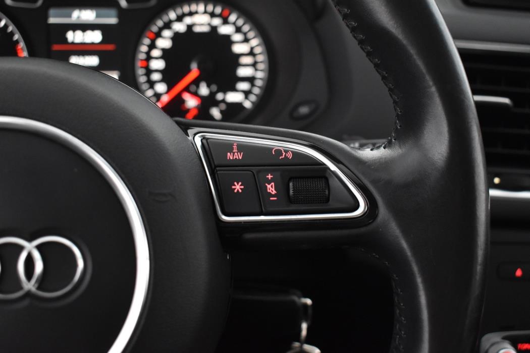 AUDI Q3 2012