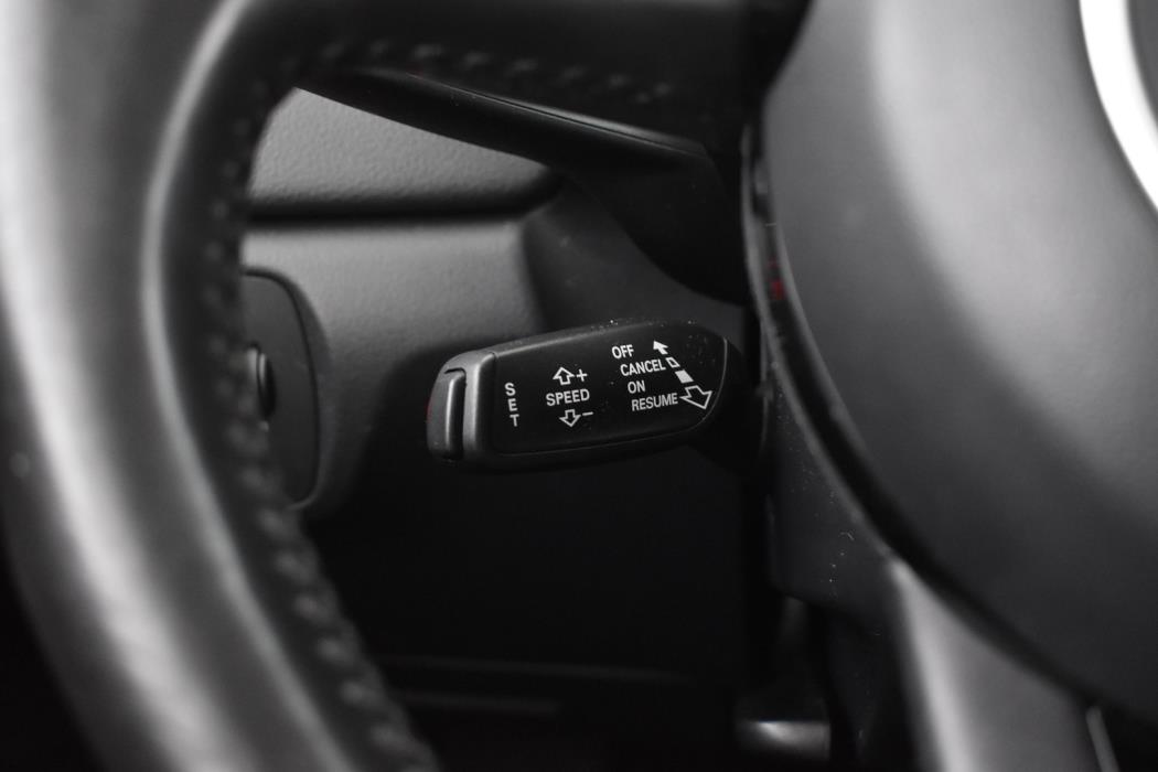 AUDI Q3 2012