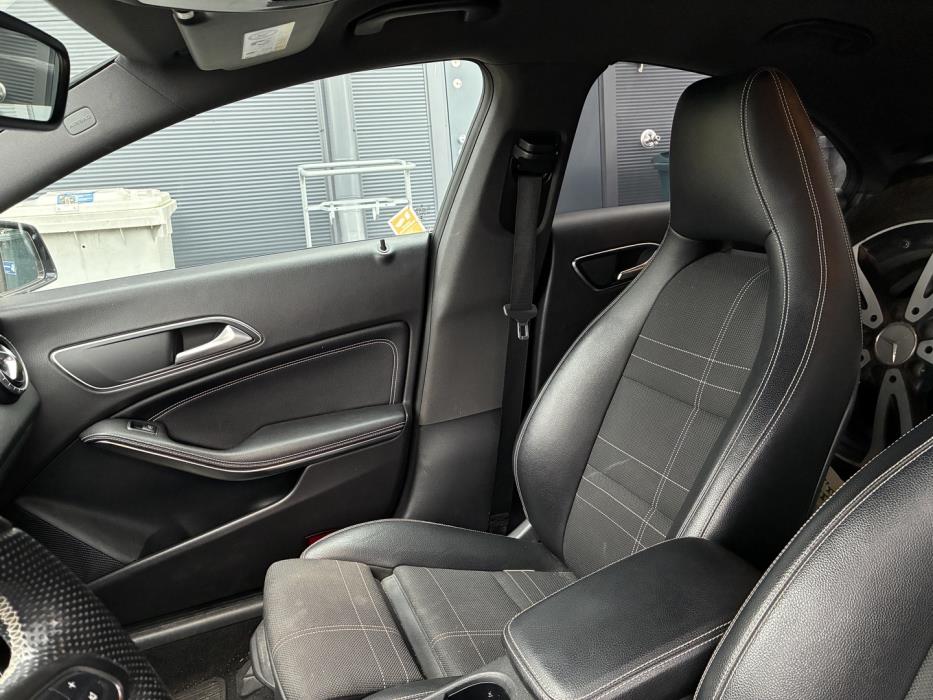 MERCEDES-BENZ CLA 2016