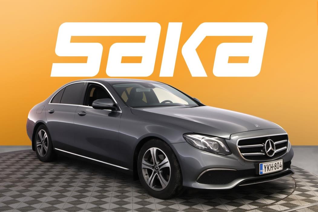 MERCEDES-BENZ E 2019