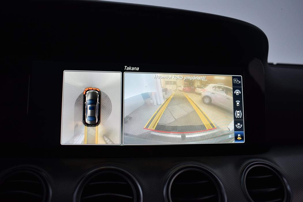 MERCEDES-BENZ E 2019