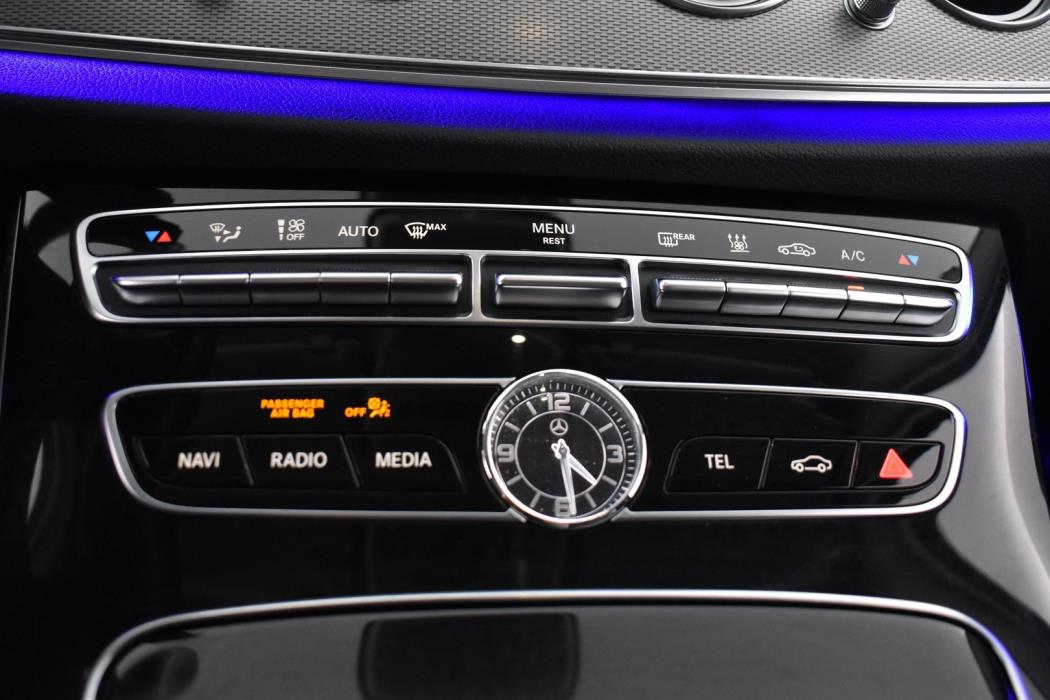 MERCEDES-BENZ E 2019