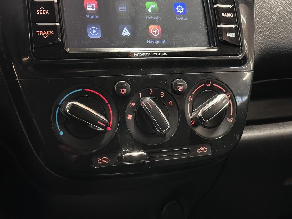 MITSUBISHI Space Star 2020