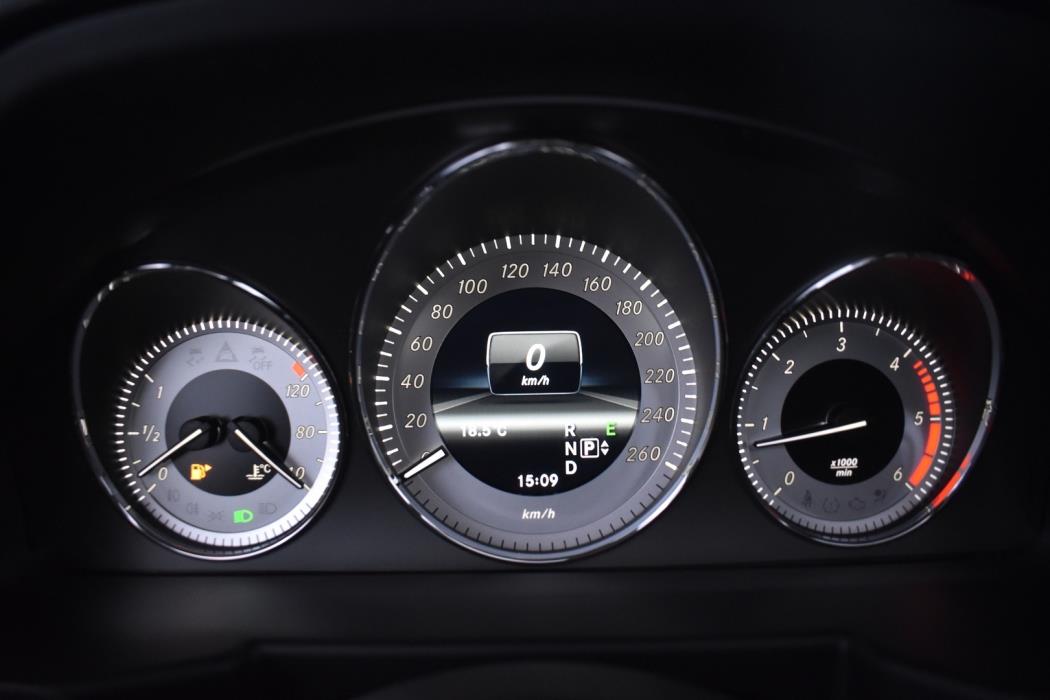 MERCEDES-BENZ GLK 2012