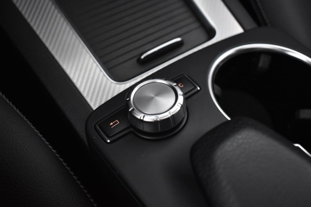 MERCEDES-BENZ GLK 2012