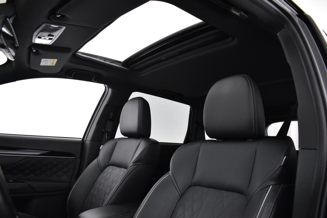 MITSUBISHI OUTLANDER PHEV 2019