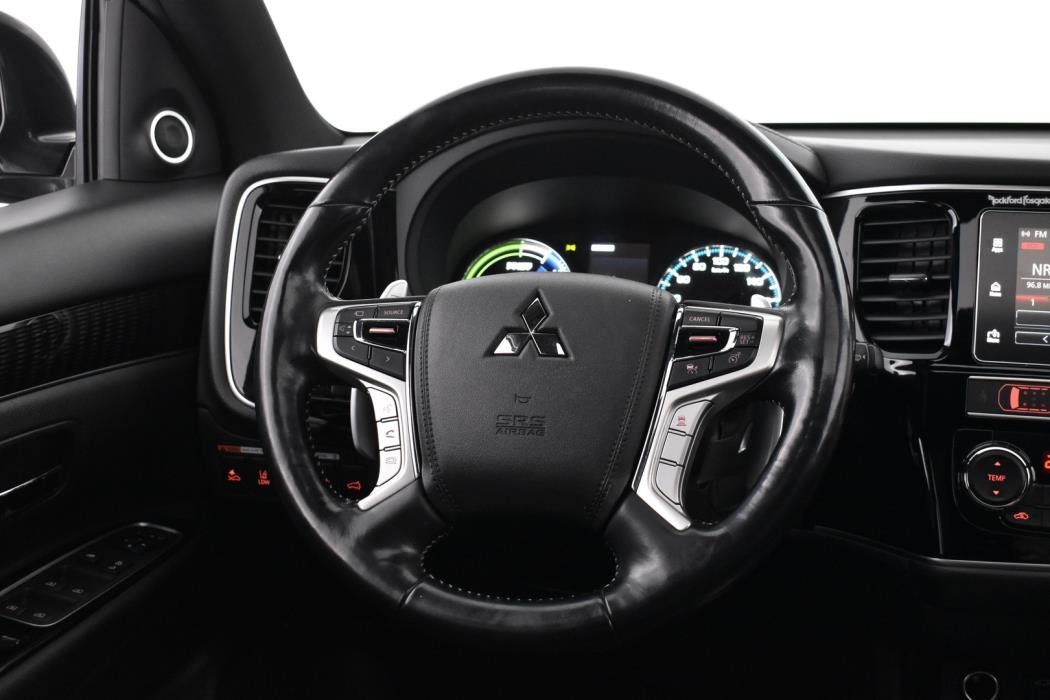 MITSUBISHI OUTLANDER PHEV 2019