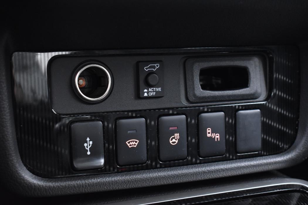 MITSUBISHI OUTLANDER PHEV 2019