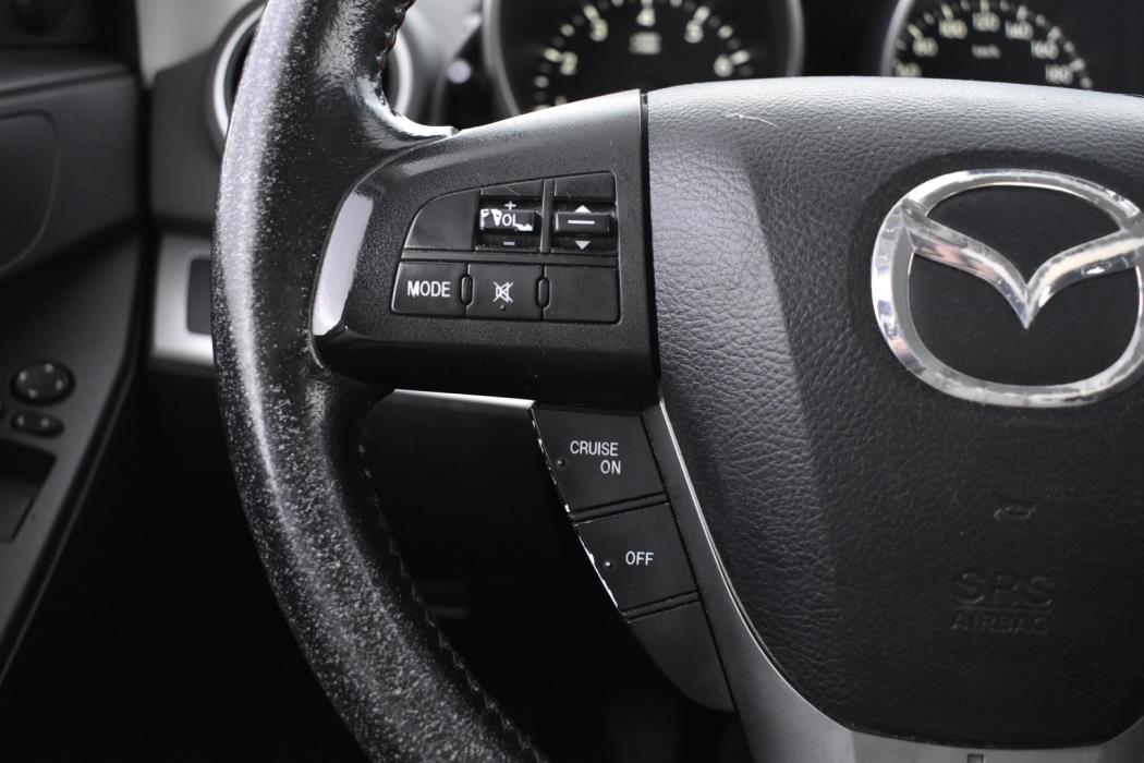MAZDA 3 2011