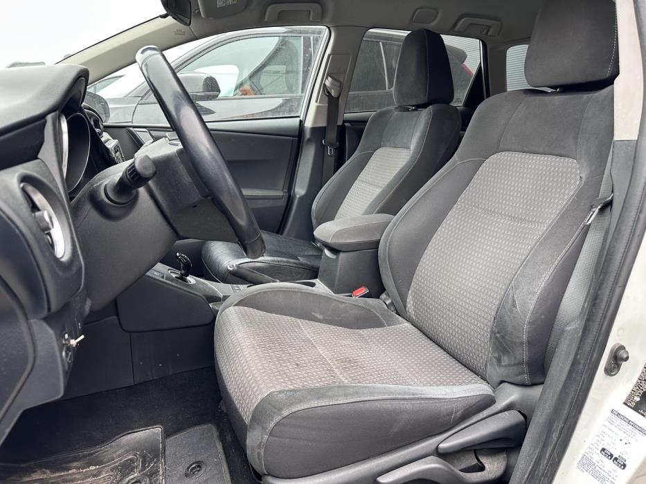 TOYOTA Auris 2018