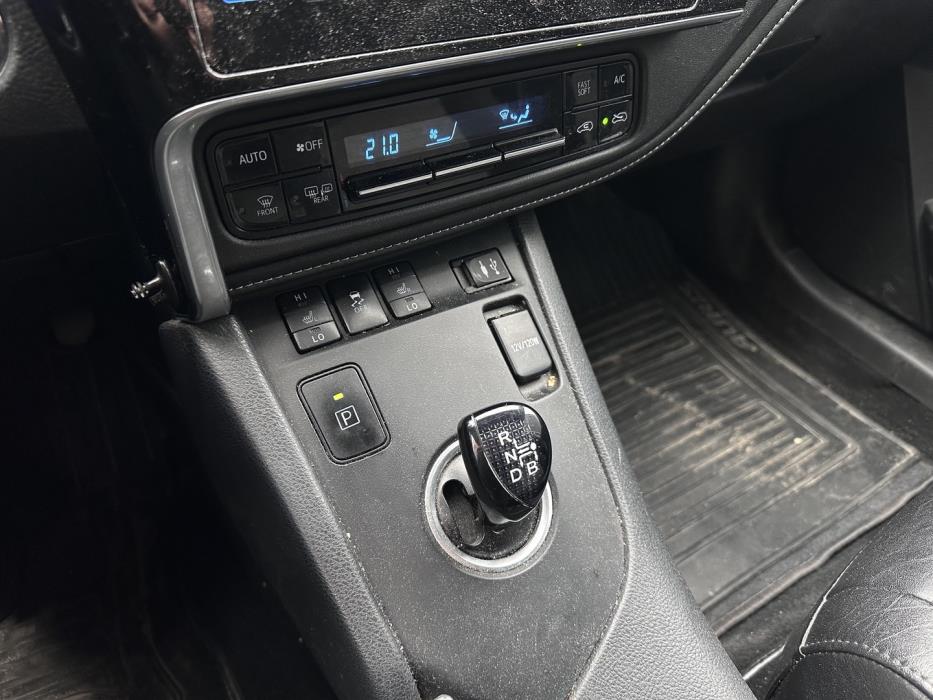 TOYOTA Auris 2018